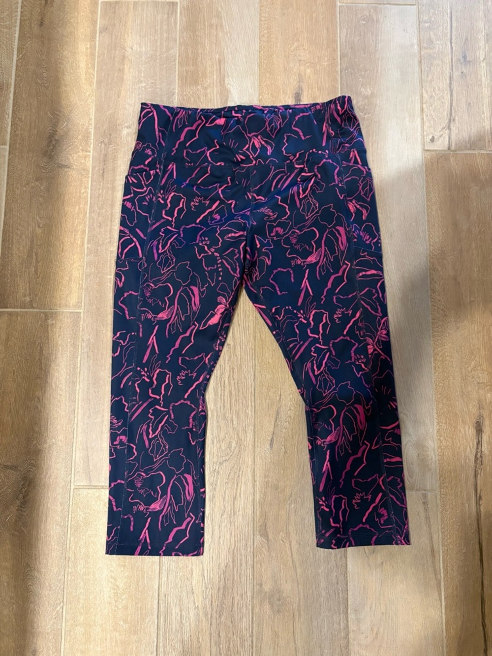Navy&Pink Printed Active Capris 4”Thick High Waisted for Tummy Control,Pockets